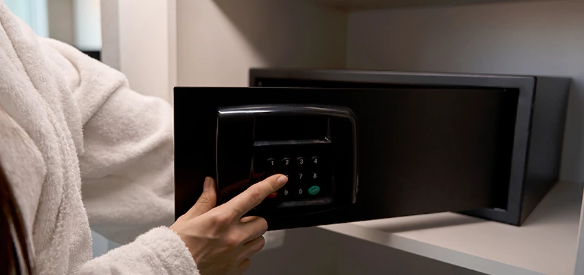 Safe Unlocking Service Company in Hughson, California